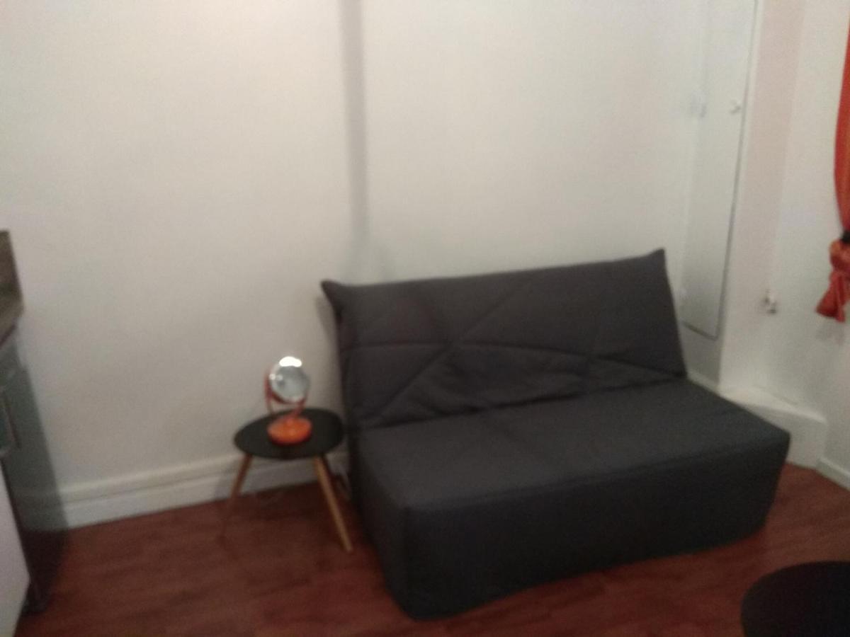 Studio 25 M² Moulins  Exteriör bild